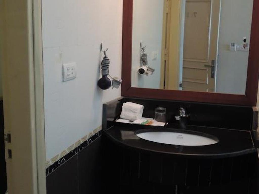Boss Group - Regal Khách sạn TP. Hồ Chí Minh